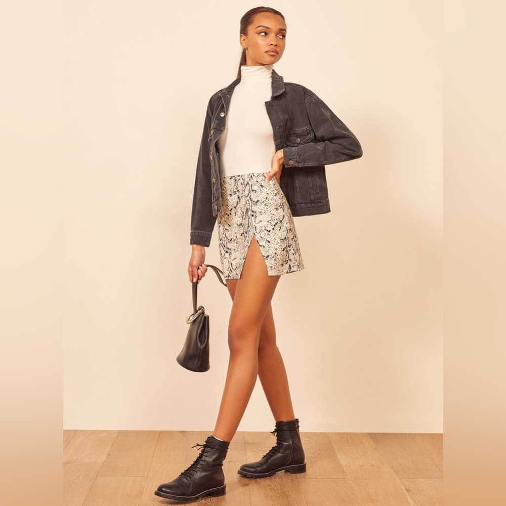 Reformation Margot Skirt in Rattlesnake Size 10